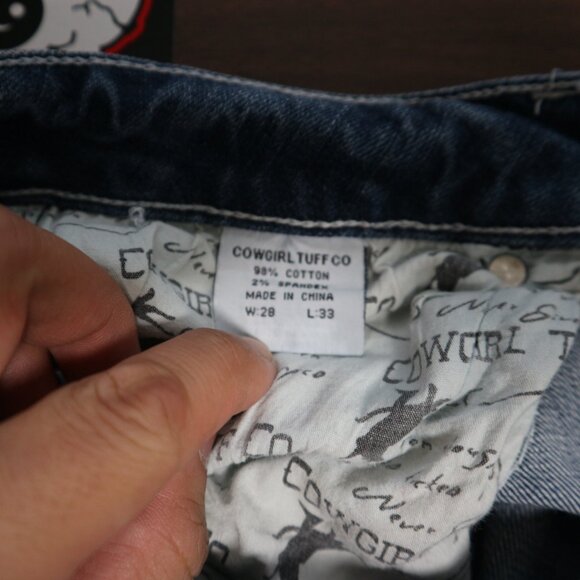 Cowgirl Tuff Co. Embroidered Y2K Lowrise Bootcut Womens Jeans 28x33 - Picture 6 of 6